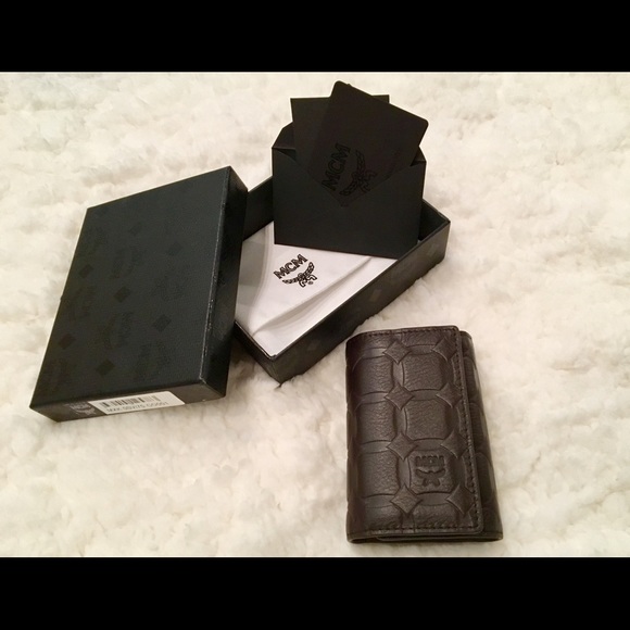 MCM Key Holder Case - Black - Picture 3 of 3